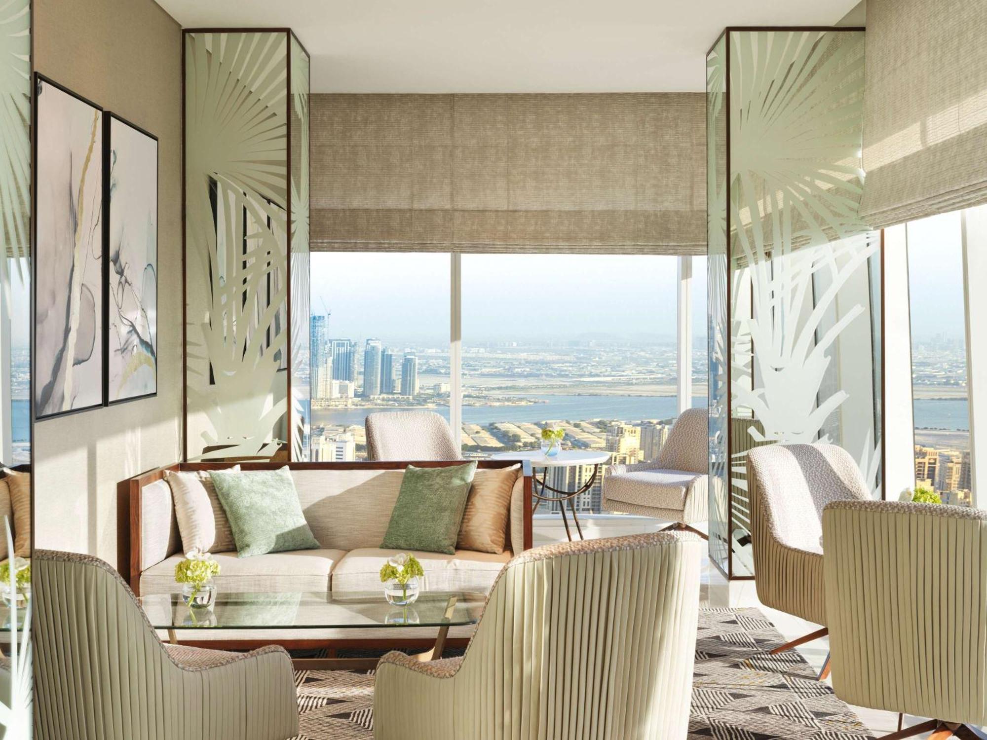 Sofitel Dubai The Obelisk Ξενοδοχείο Εξωτερικό φωτογραφία The Lounge at the Ritz-Carlton, DIFC